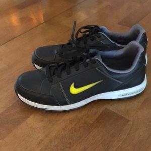 Boys NIKE GOLF shoes